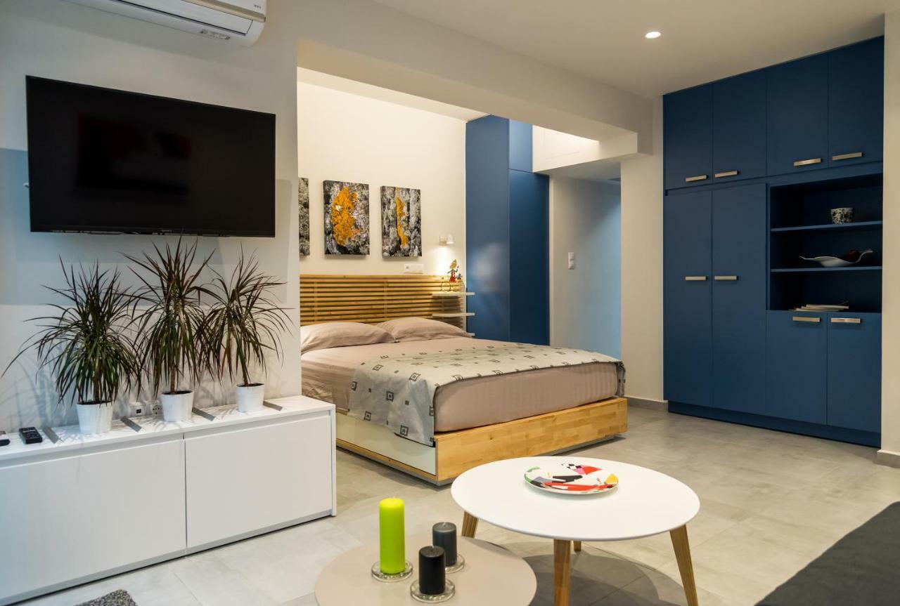 Central Cozy Studio With A Secret Garden Atena Exterior foto