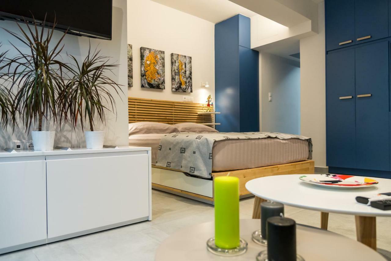 Central Cozy Studio With A Secret Garden Atena Exterior foto